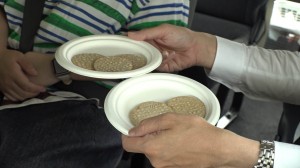 ハイジェントテクノロジー山形工場 コオロギのせんべい