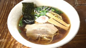 勘鳥居 醤油ラーメン